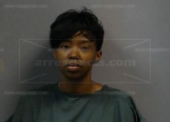 Thompson Latoya