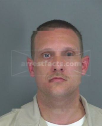 Chuck Edward Mccullough