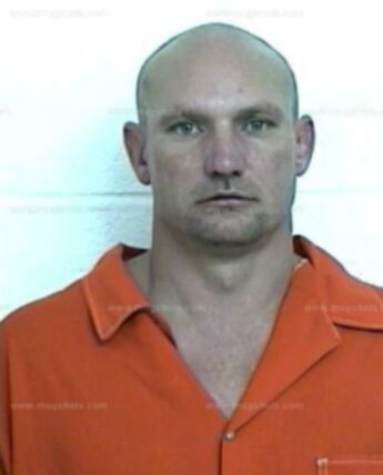 Jerald E Shouse