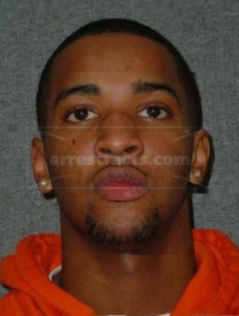 Travis L Handy