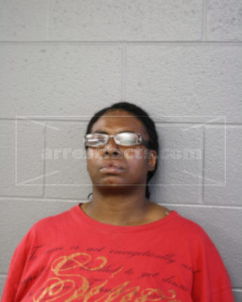 Tyonia Person