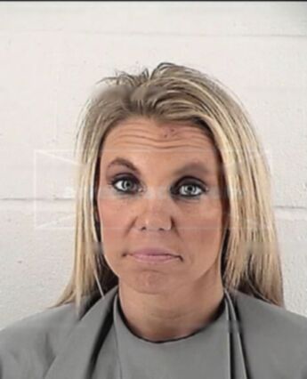 Holly Nichole Worthen