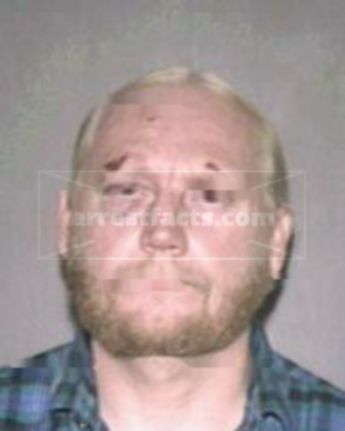 Lee T Anderson