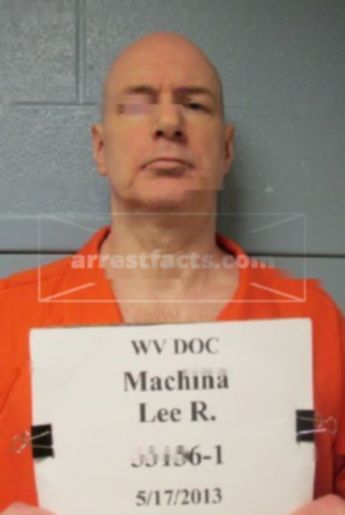 Lee R Machina