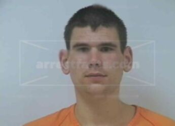 Dustin Leonard
