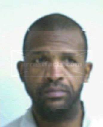 Bobby R Wright