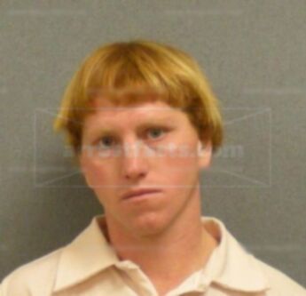 Leroy J Troyer