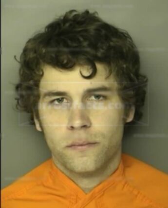 Travis Lee Knapp