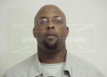Bennie L Roberts Jr.