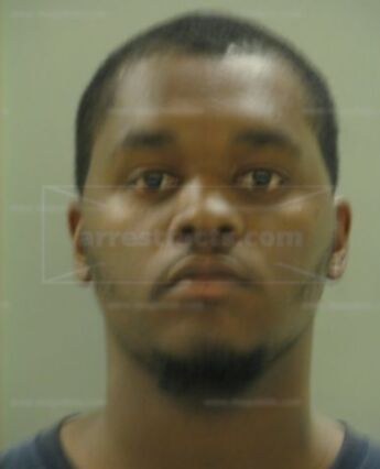 Laquan R Byron