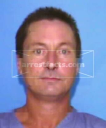 Gregg L Wahlers