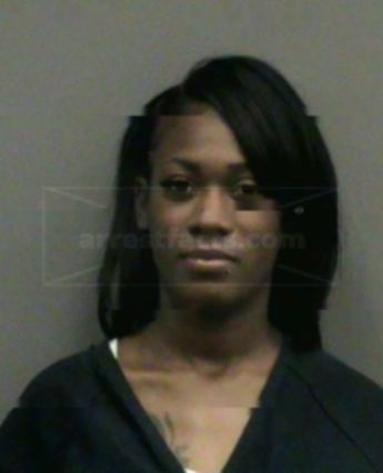 Lakeshia Y Daniels