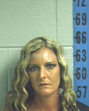 Laura Mathis