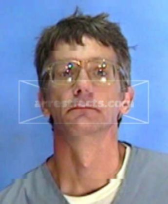 Daryl L Craynon