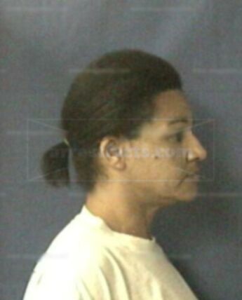 Darlene R Bennett