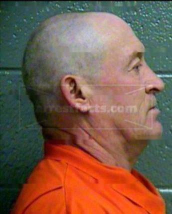 Randy L Hughes