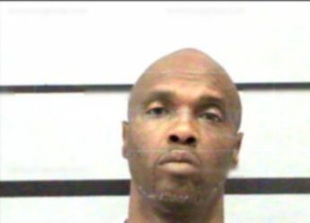 Donovan D Perkins