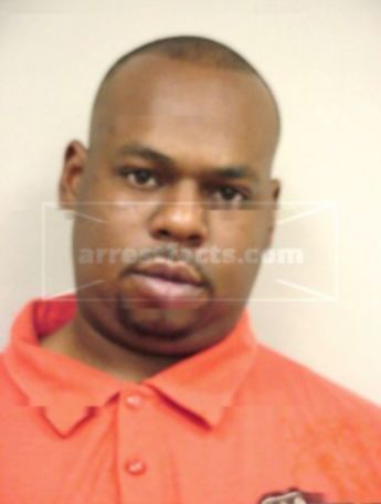 Thomas M Echols