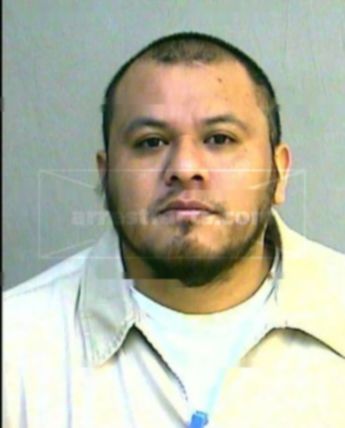 Juan C Vasquez