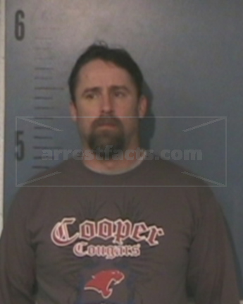 Michael Wray "mike" Qualls