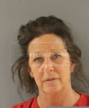 Vicky R Dalton