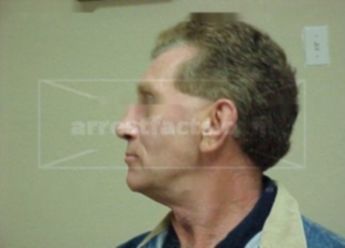 Glenn D Loftis