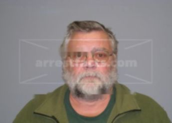 Richard E Ottum