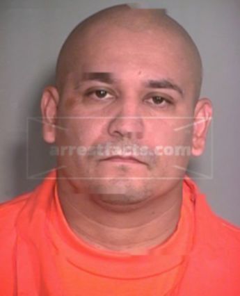 Hernaldo H Torres