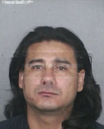Elliot Chon Alvarado