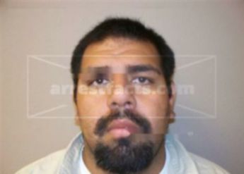 Johnny Flores