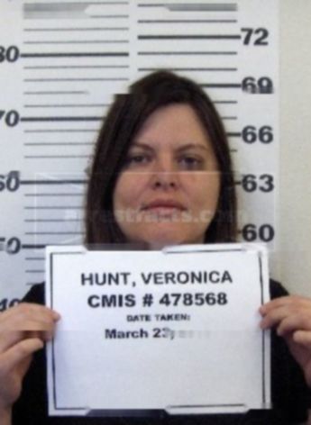 Veronica L Hunt