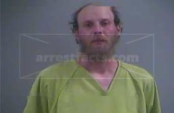 Travis R Mcgowan