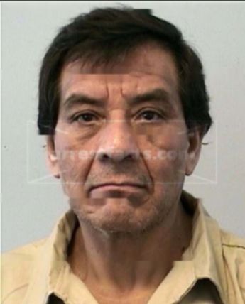 Santos Flores Cruz