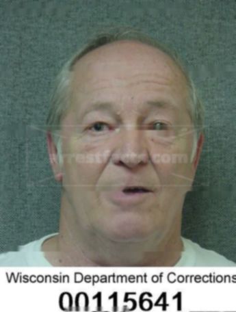 Thomas D Minchk