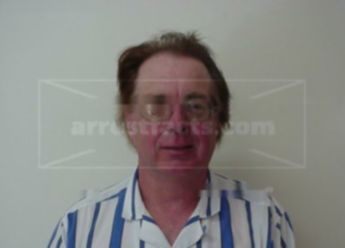 Steven W Henderson