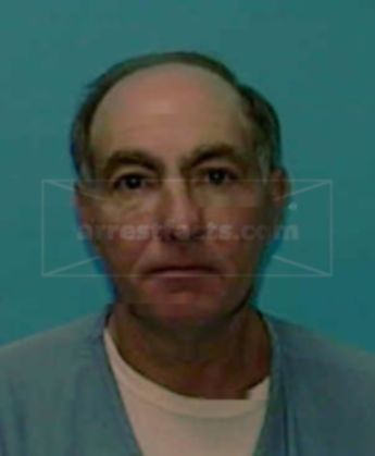 Richard E Kline