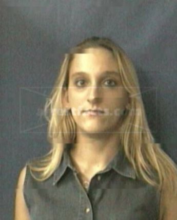 Amanda L Frisbie