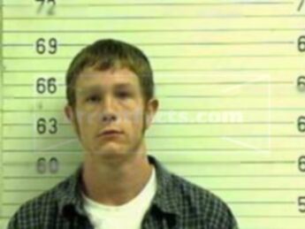 Dustin E Richards