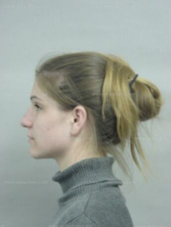 Jaclyn L Falk