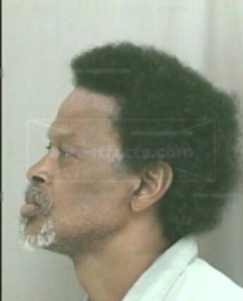 Douglas L Mclaurin