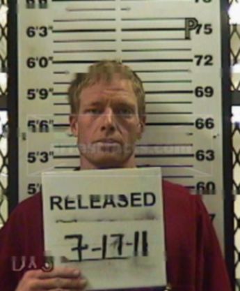 Zachary M Salter