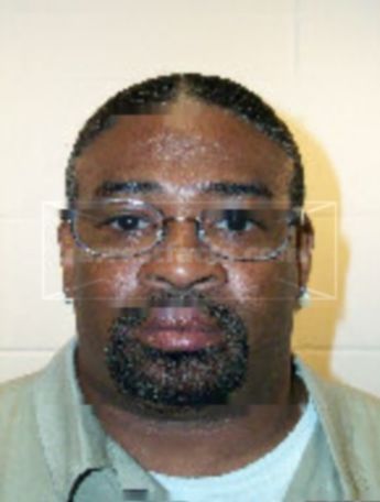 Christopher E Carr