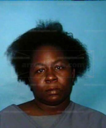 Stephanie J Hayes