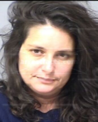 Leslie Marie Adams