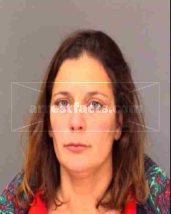 Lisa L Drury