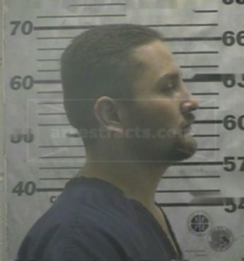 Luis O Zamora