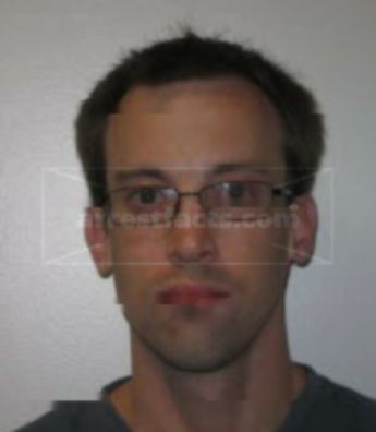 Ryan W Snyder