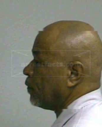Tyrone R Hammons