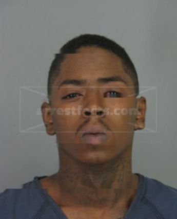 Martinez Deshaun Mccullough