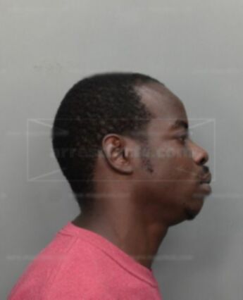 Quintell Averill Bowens